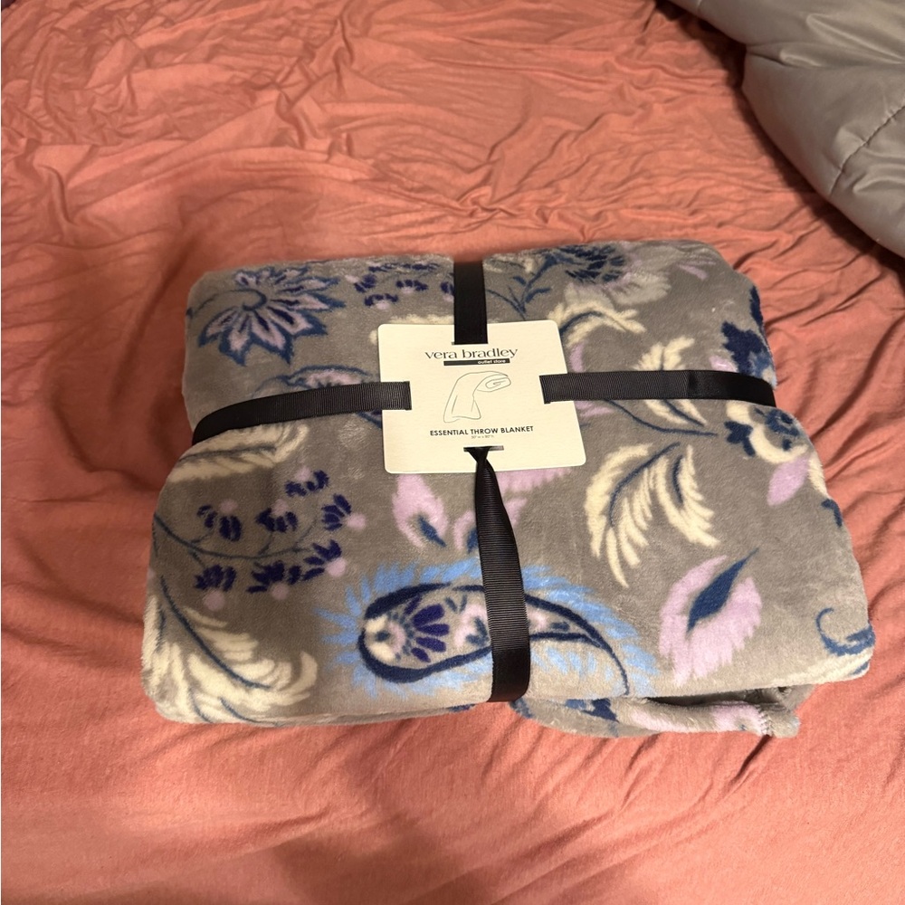 Brand new Vera Bradley essential throw blanket